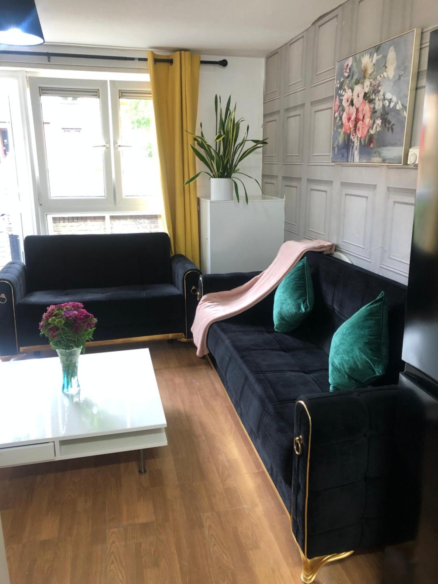 Little 20 Min From Apartment *